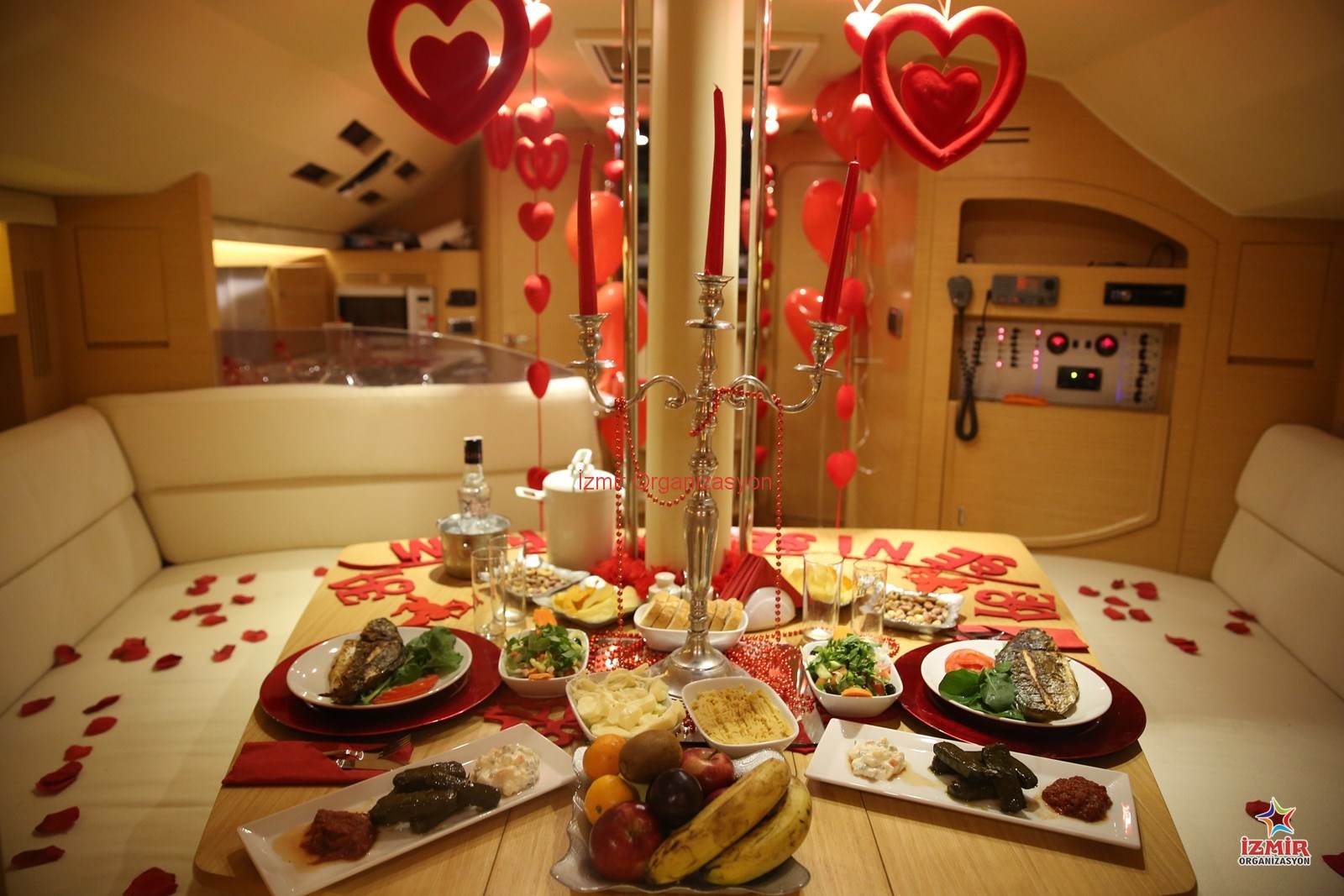 Romantik Masa Düzeni 2020