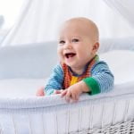 Bebek Ağlayınca Otomatik Sallanan Beşik